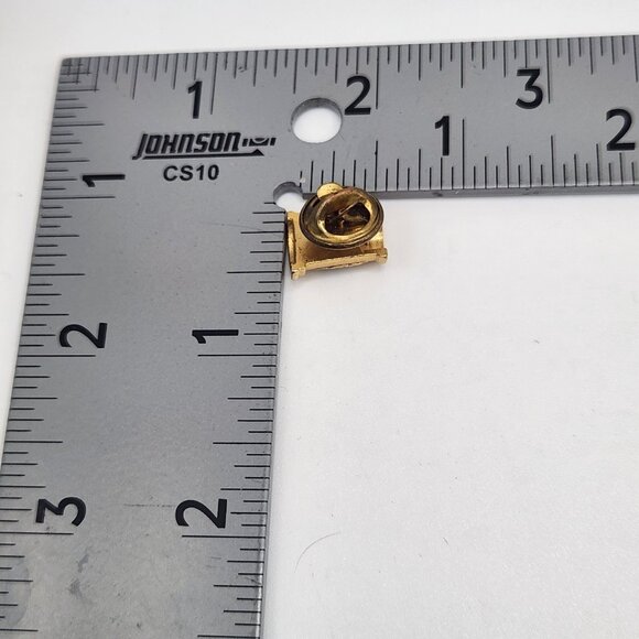 Vintage Beer Stein '73 Lapel Pin Hat Pin Collectible Pin - Picture 3 of 3